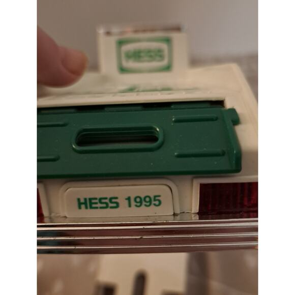 Hess 1995 Toy Truck and Helicopter Collectible - Picture 8 of 8